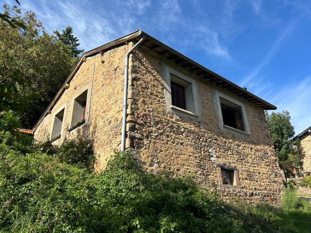 Architecte certifié Mon Accompagnateur rénov' pour la rénovation globale de bâtisse ancienne en pierre ou moderne à Lyon et ses alentours