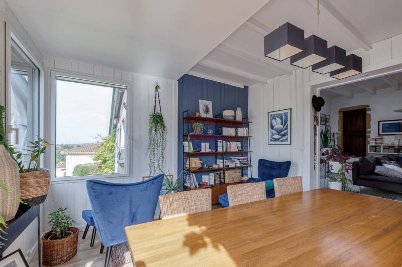 Construction d'une extension suspendue en bois proche de Lyon 69 Rhône